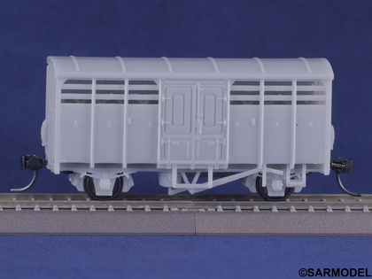 GE-9 Short Livestock Car