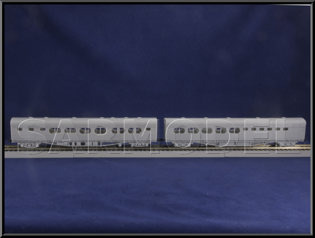 2 Car Set - RR CD-6 Dining Car and CDL-6 Bar, Lounge and Dining Car